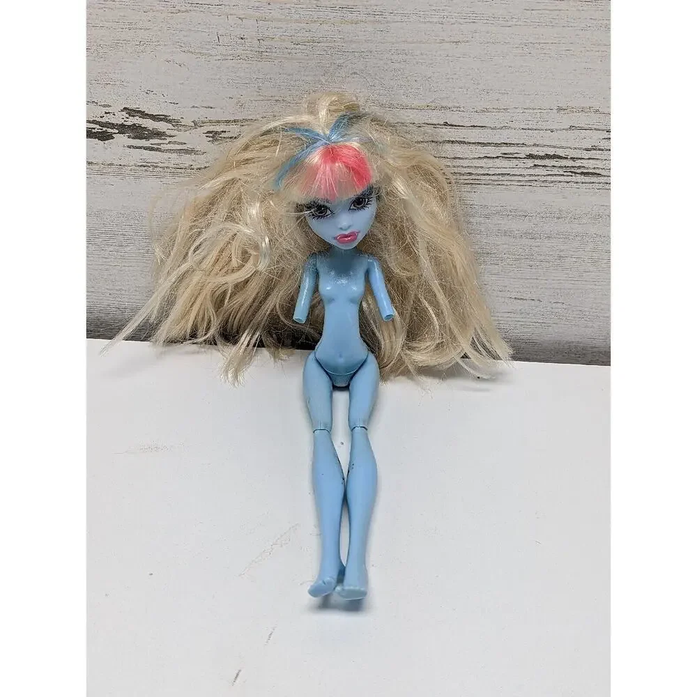 Monster High - Music Festival - Abbey‎ Bominable Doll - Missing Hands